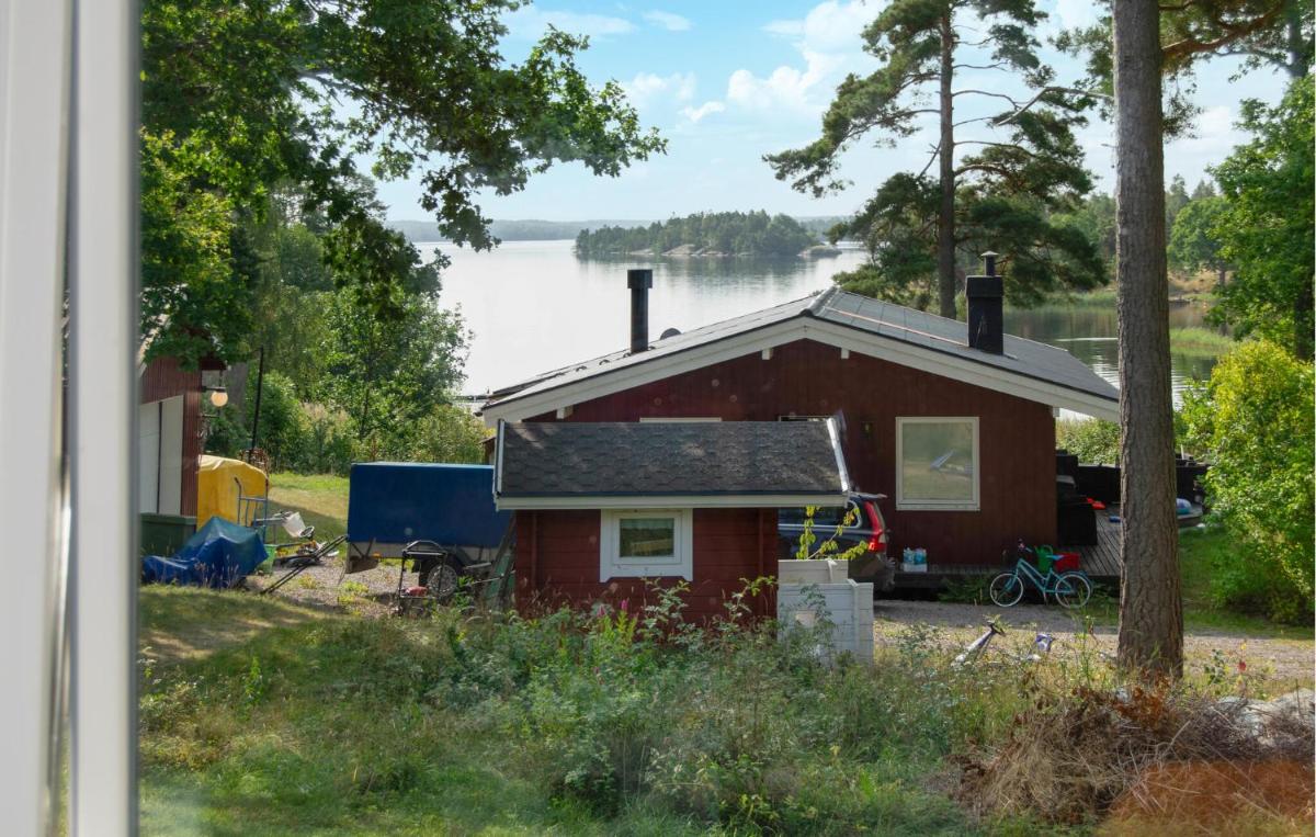 2 Bedroom Lovely Home In Mariefred