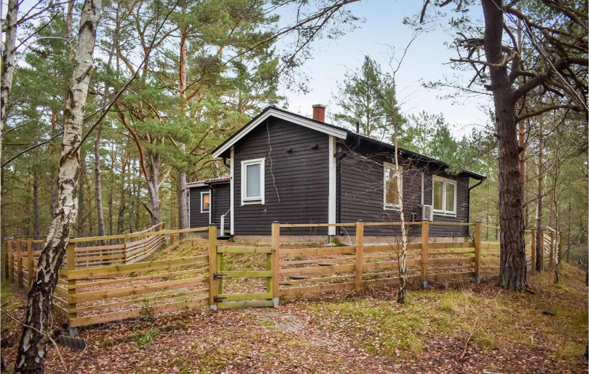 Lovely Home In Yngsjö With Kitchen