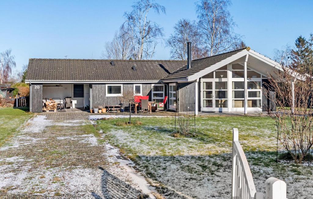 3 Bedroom Gorgeous Home In Dannemare