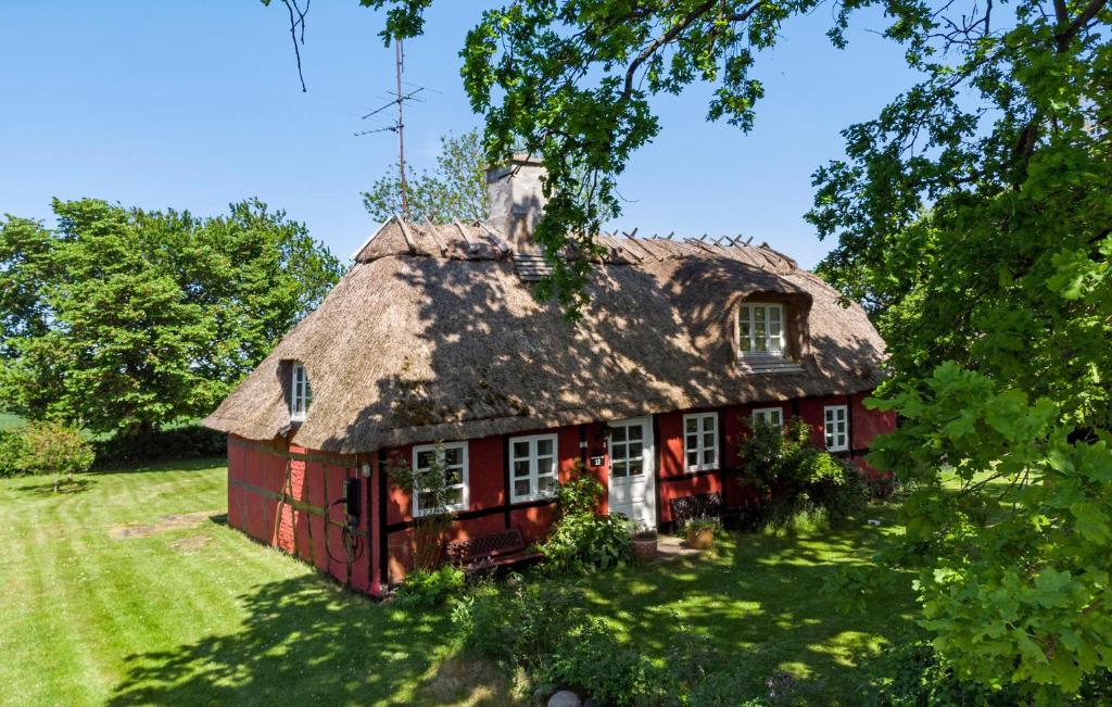 4 Bedroom Gorgeous Home In Rødby