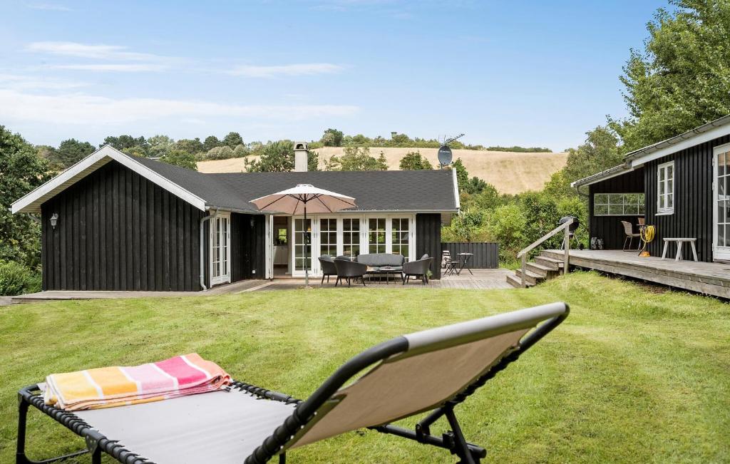 4 Bedroom Nice Home In Nykøbing Sj