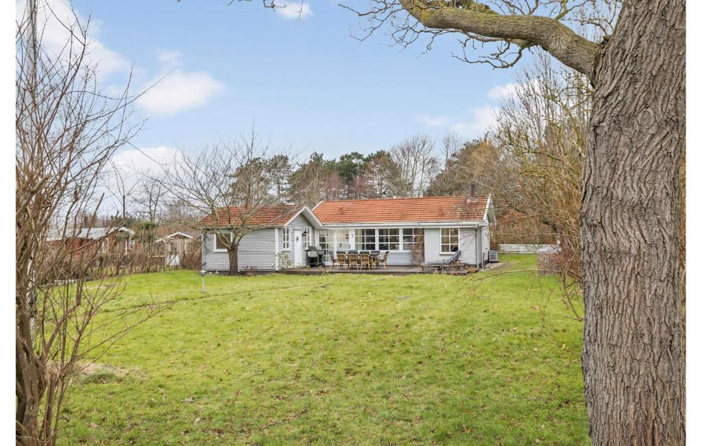 Cozy Home In Hundested With Kitchen
