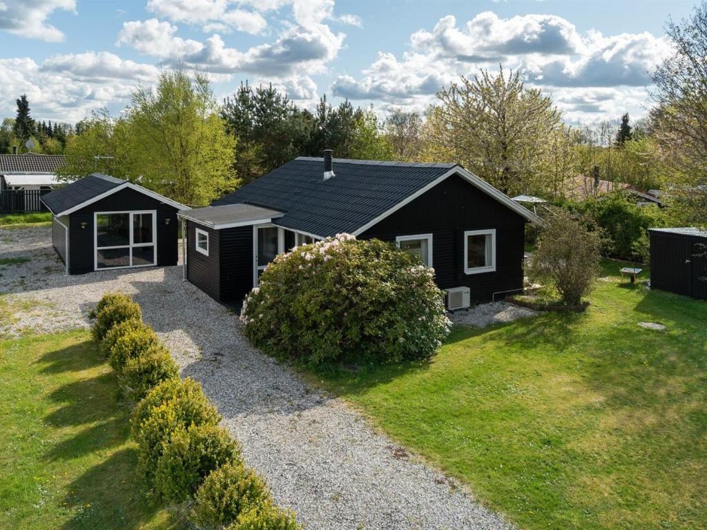 Holiday Home Akira - 500m to the inlet by Interhome