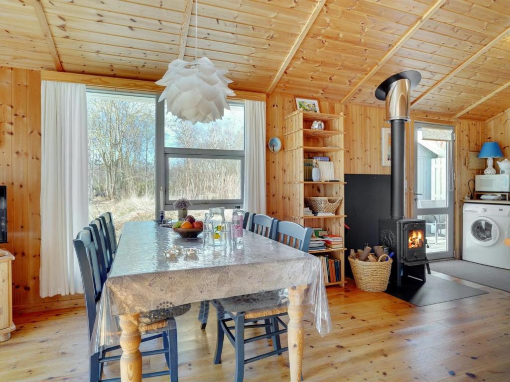 Holiday Home Valda - 800m from the sea by Interhome
