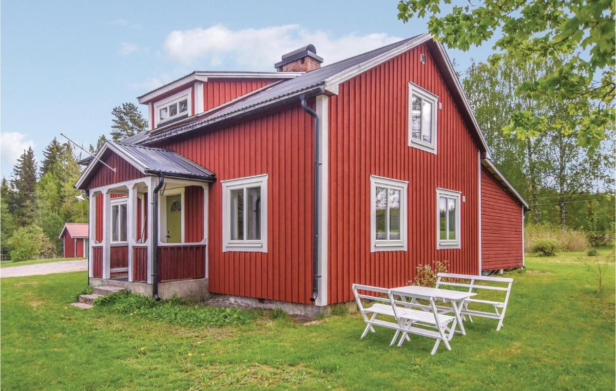 1 Bedroom Awesome Home In Åmotfors