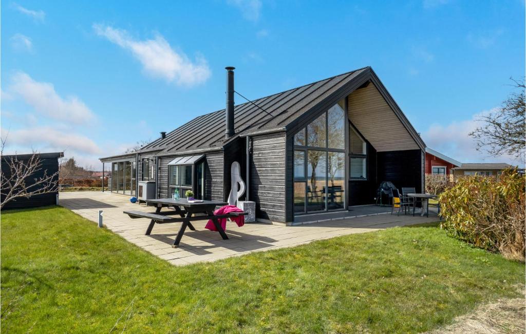 Awesome Home In Frederikshavn
