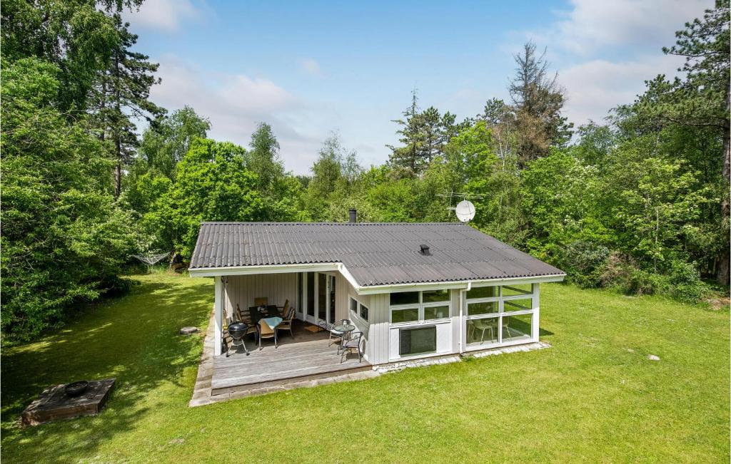 Gorgeous Home In Humble With Sauna