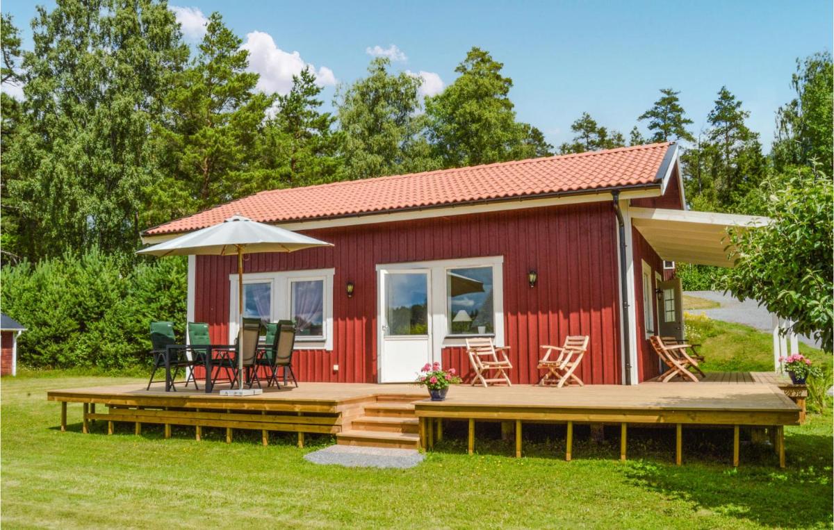 2 Bedroom Gorgeous Home In Malmköping