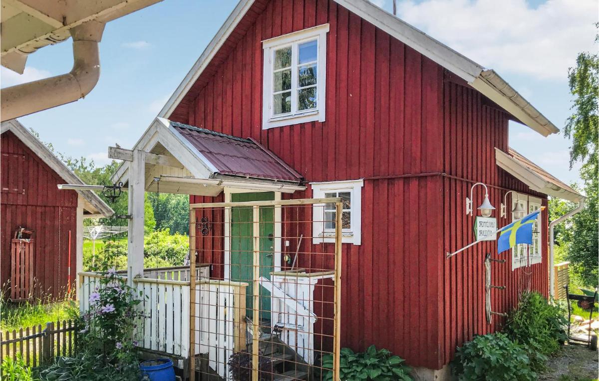Awesome Home In Torsö With Kitchen
