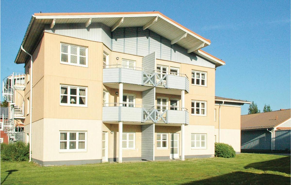 Beautiful Apartment In Sysslebäck With Kitchen