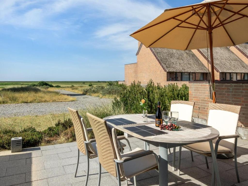 Apartment Helgo - 250m from the sea by Interhome