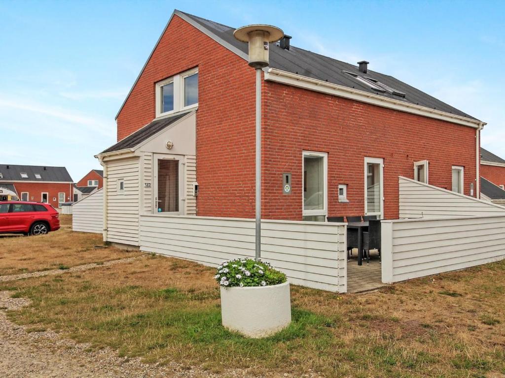 Apartment Raine - 2-3km from the sea by Interhome