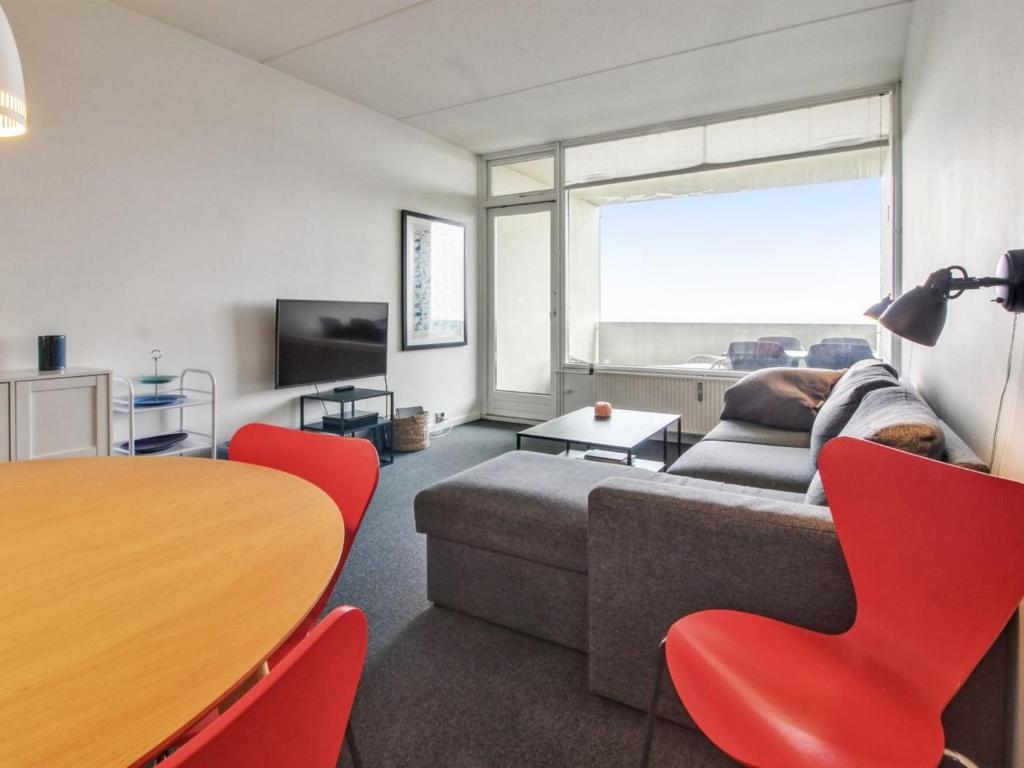 Apartment Mijat - 50m from the sea by Interhome