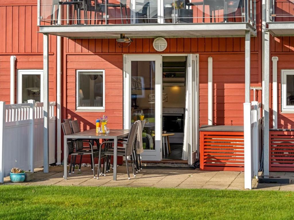 Apartment Vincent - from the sea by Interhome