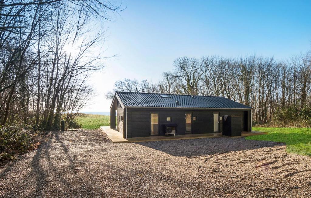 Cozy Home In Faaborg With Wifi