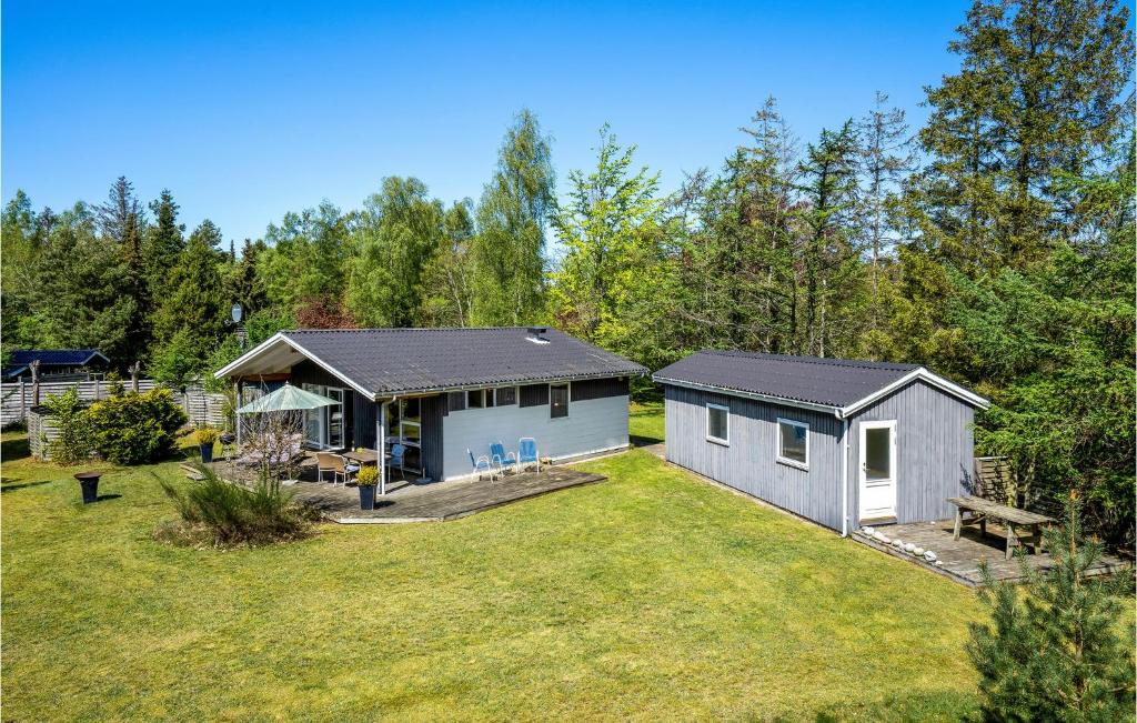 Awesome Home In Højby With Kitchen