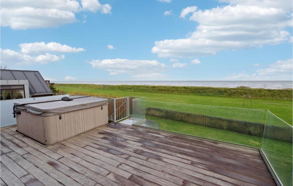 Awesome Home In Otterup With Jacuzzi