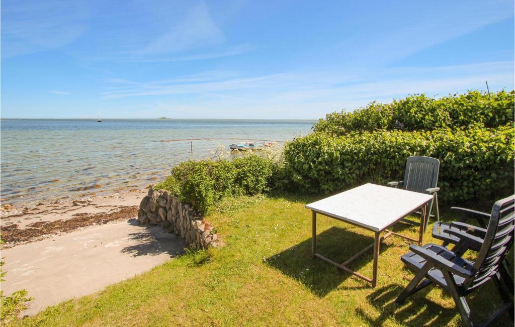 2 Bedroom Gorgeous Home In Samsø