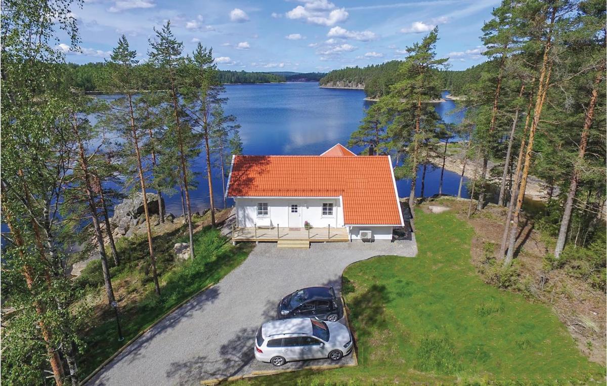 Cozy Home In Östra Ämtervik With Wifi