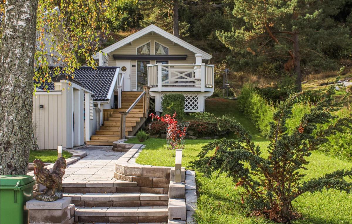 Amazing Home In Uddevalla With House Sea View