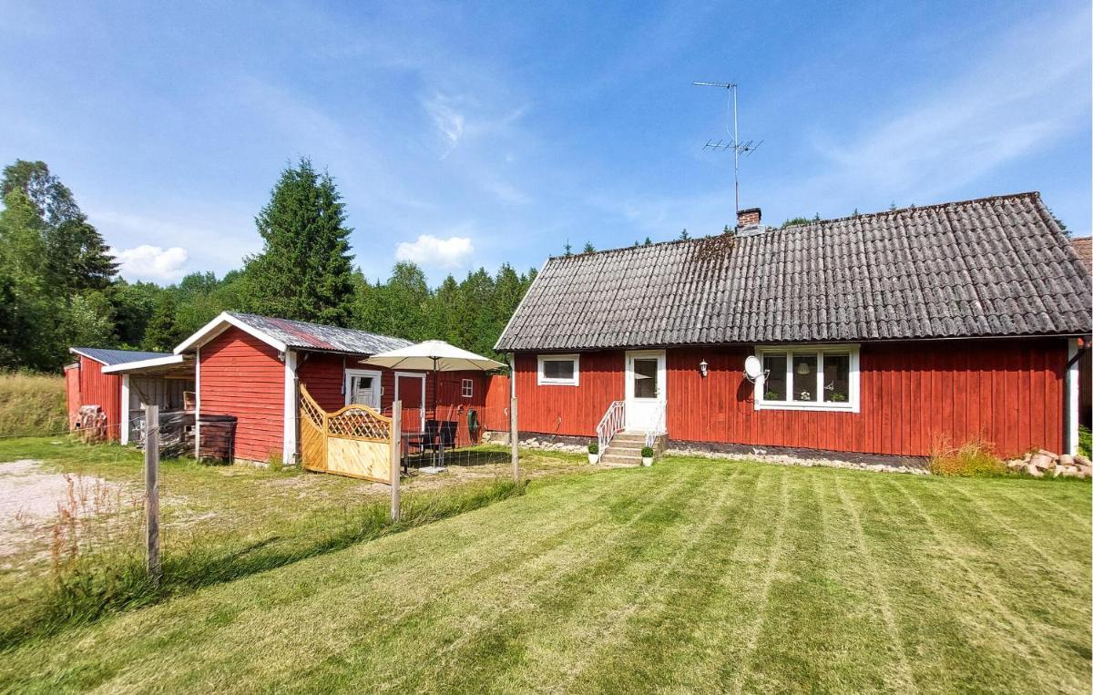 Awesome Home In Vittsjö With Wifi