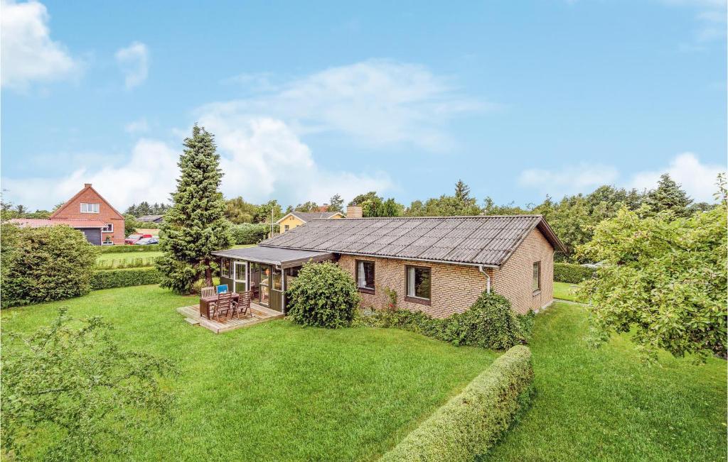 3 Bedroom Lovely Home In Hjørring