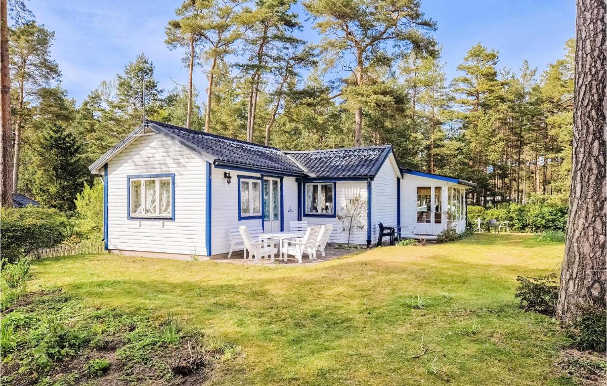 1 Bedroom Stunning Home In Åhus