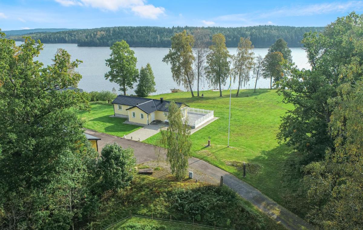 Amazing Home In Kinnnarumma With Sauna