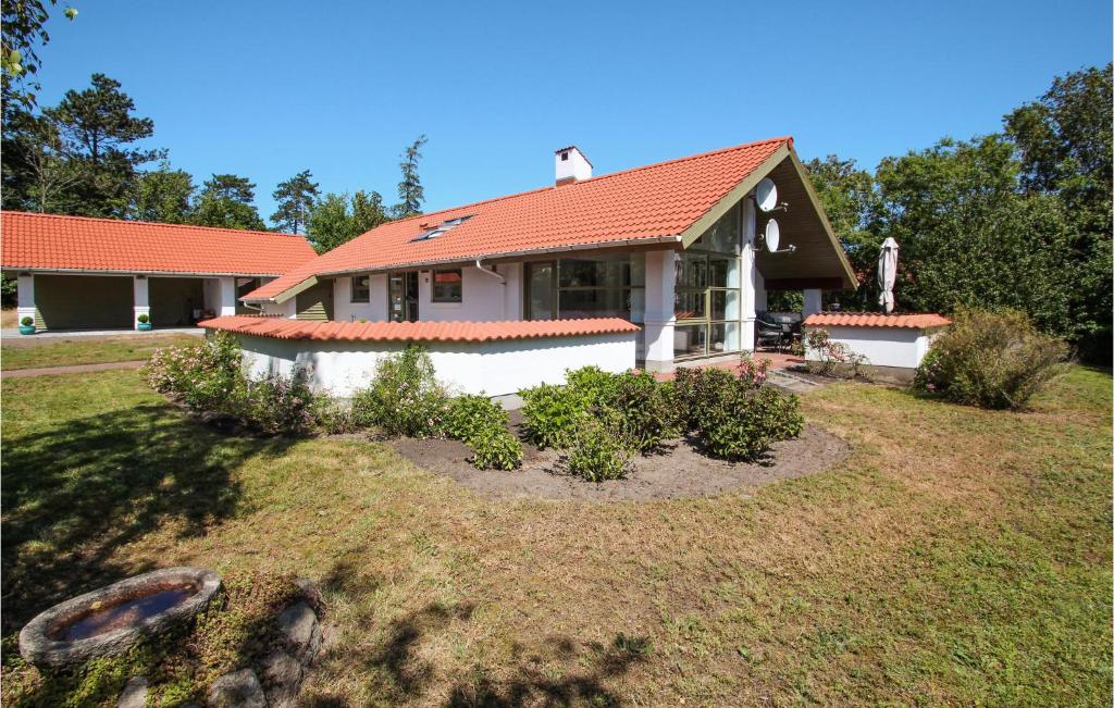 Nice Home In Samsø With Wifi