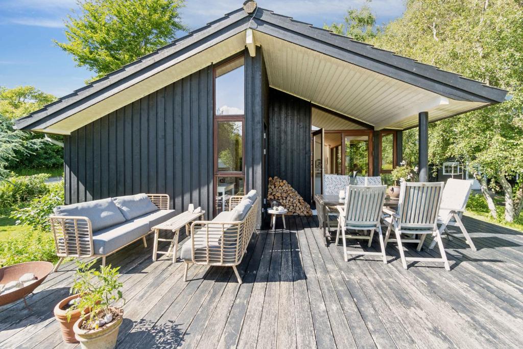 Beautiful Summer House In A Fantastic Location
