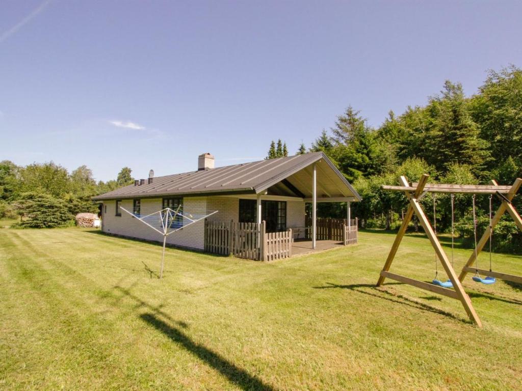 Holiday Home Henny - 1-5km from the sea by Interhome