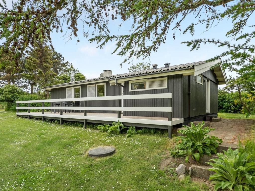 Holiday Home Jenny - 140m from the sea by Interhome