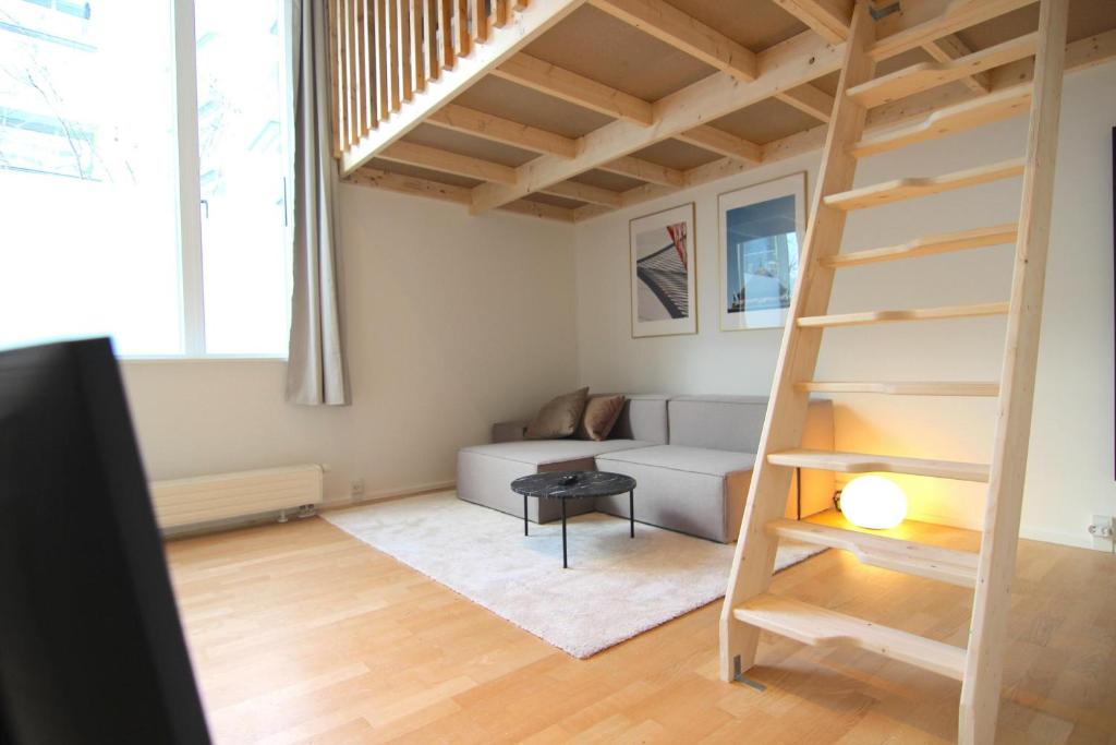 Cool 1-bed in great location