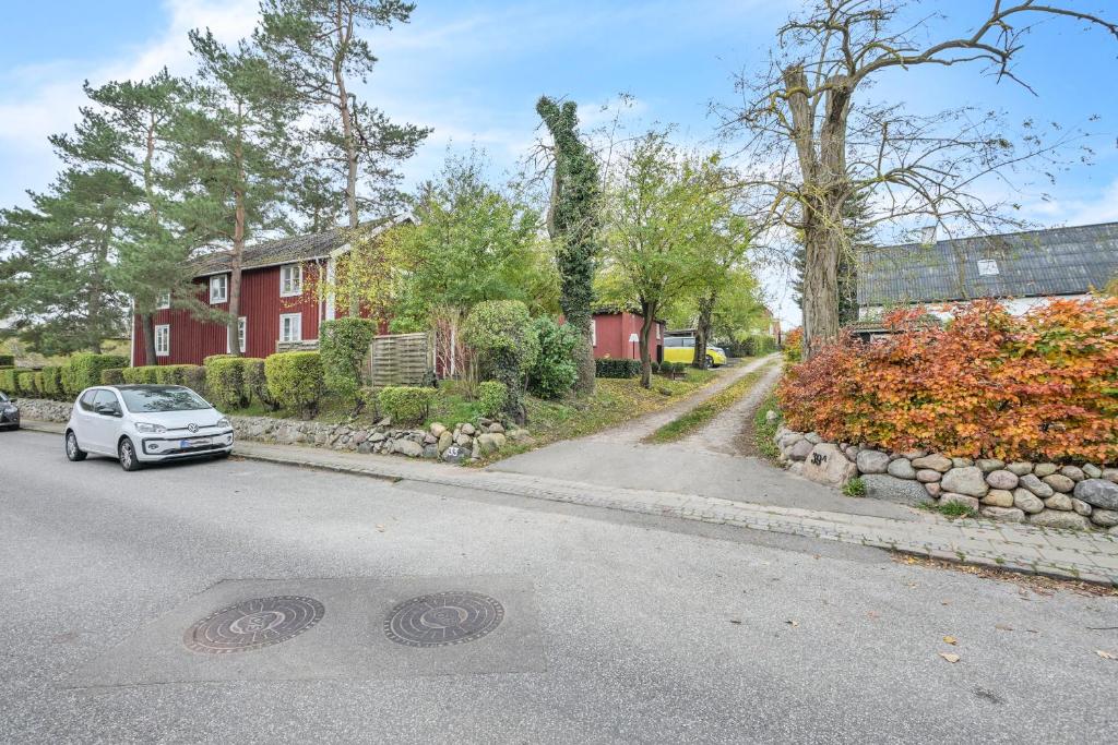 Cosy-Living Bed and Breakfast - close to beach and fjord