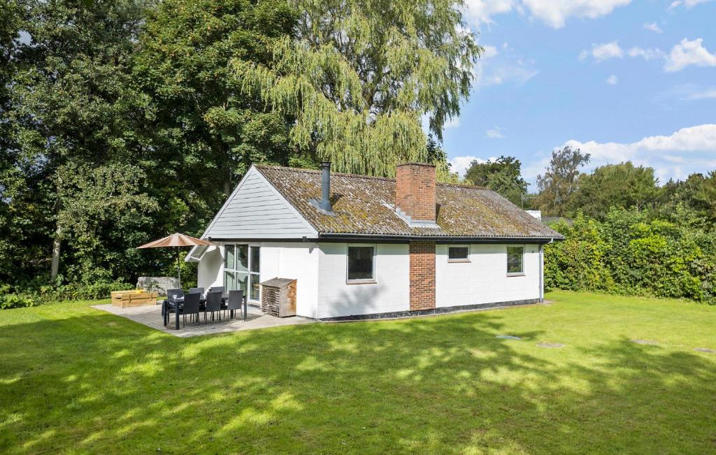 Amazing Home In Farsø With Wifi
