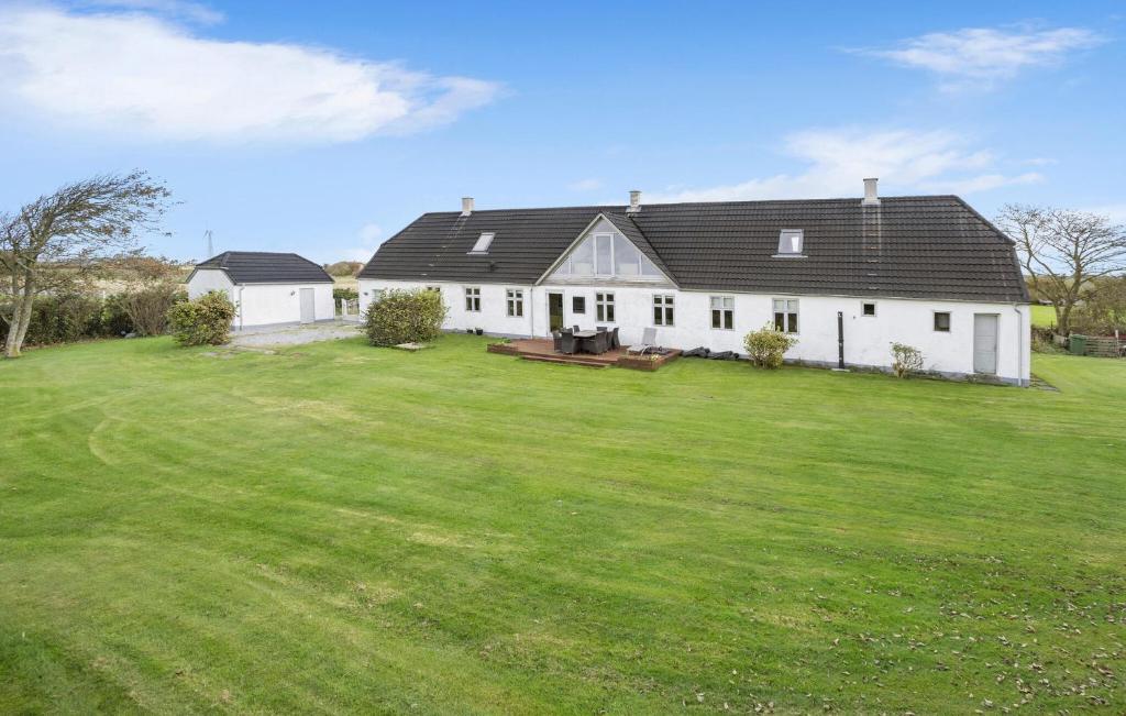 4 Bedroom Gorgeous Home In Vestervig