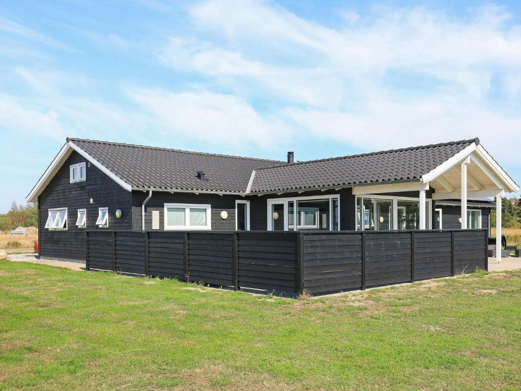 14 person holiday home in Væggerløse