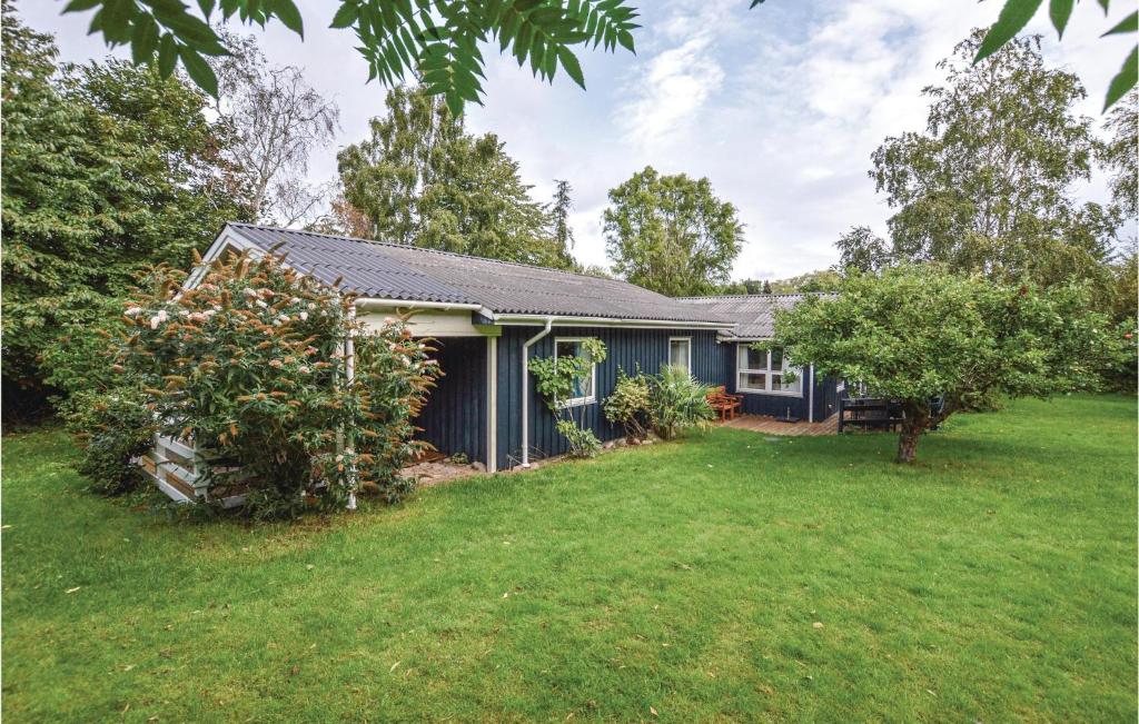 Four-Bedroom Holiday Home In Farevejle