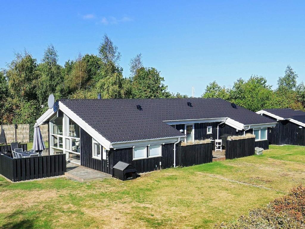 8 person holiday home in Otterup
