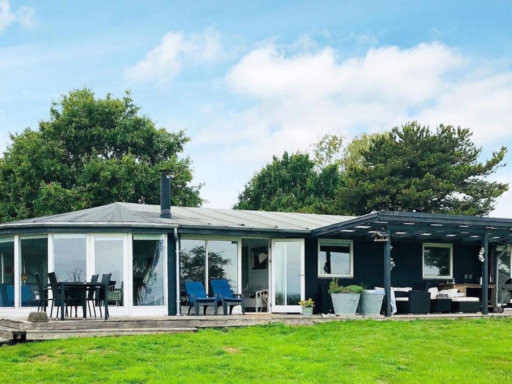 8 person holiday home in Tranekær