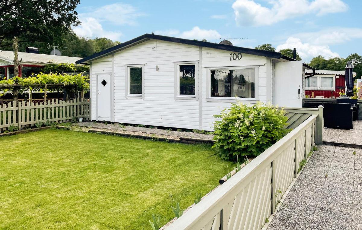 Gorgeous Home In Borås With Kitchen
