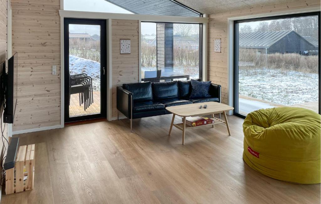 Gorgeous Home In Frørup With Kitchen