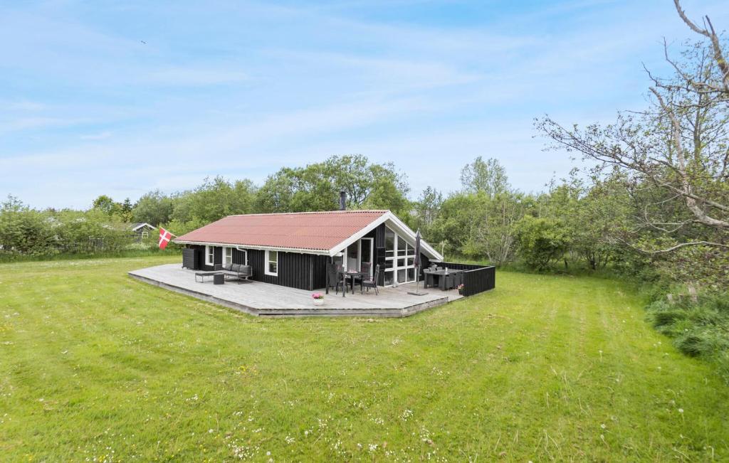 Gorgeous Home In Strandby With Wifi