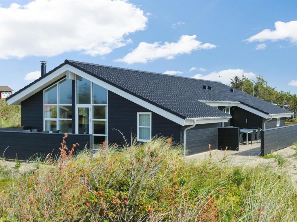 Holiday Home Mavis - 800m from the sea by Interhome