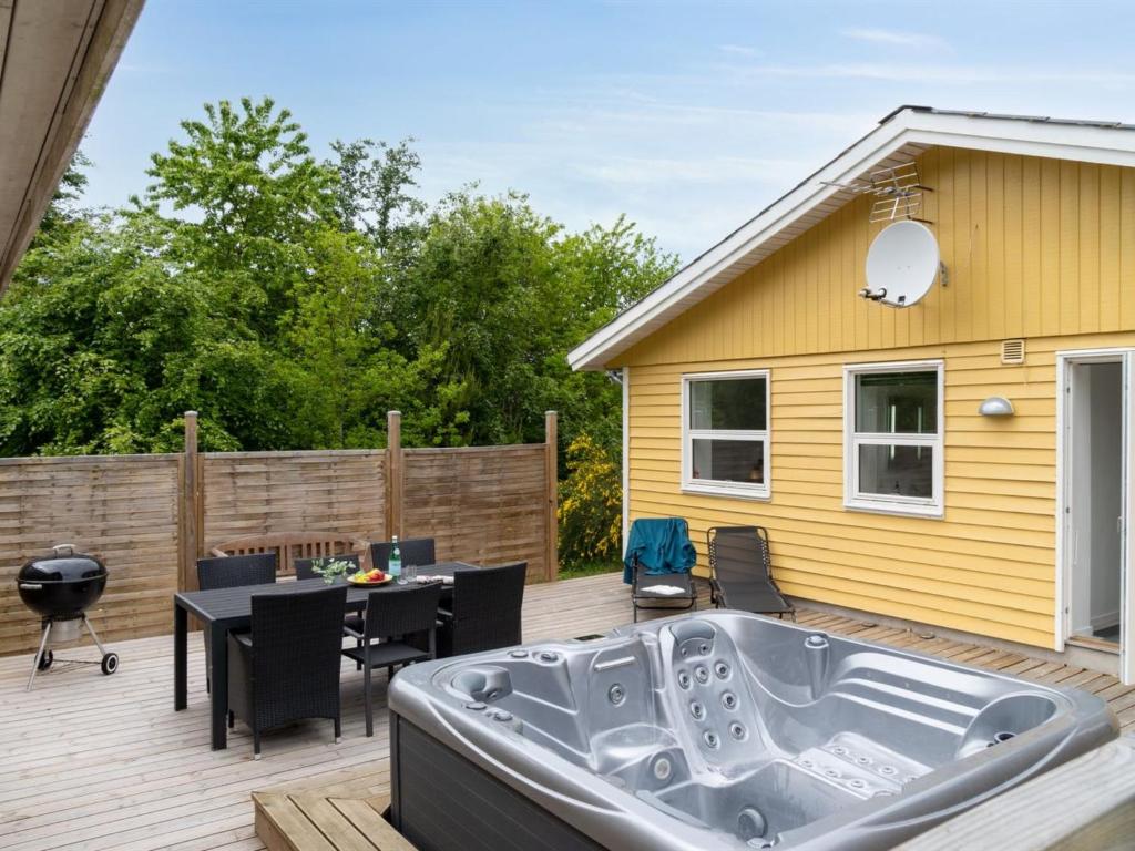 Holiday Home Barth - 950m from the sea by Interhome