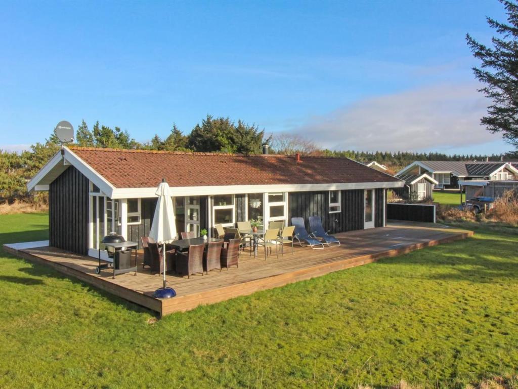 Holiday Home Klakke - 900m from the sea by Interhome