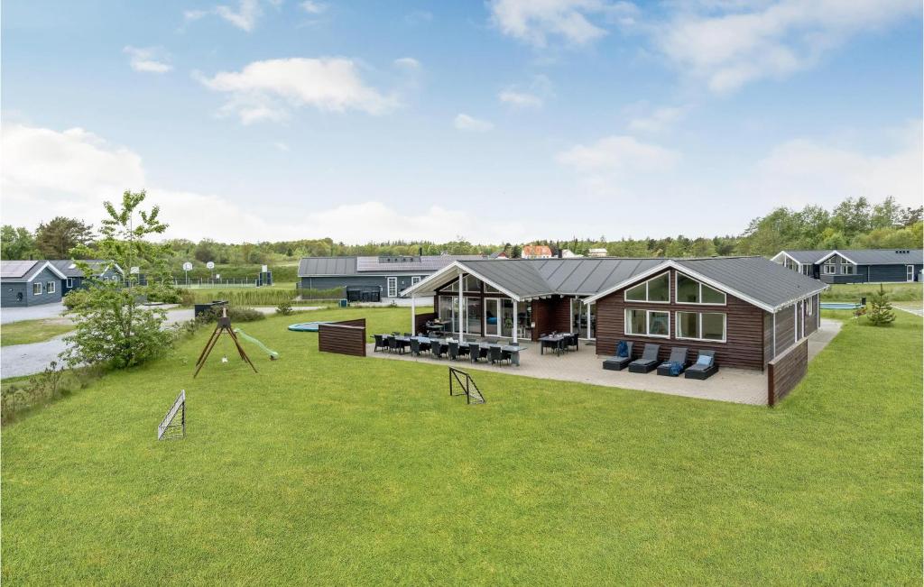 Beautiful Home In Ålbæk With Kitchen