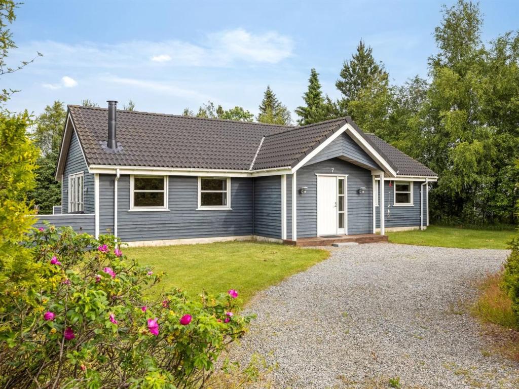 Holiday Home Felina - from the sea by Interhome