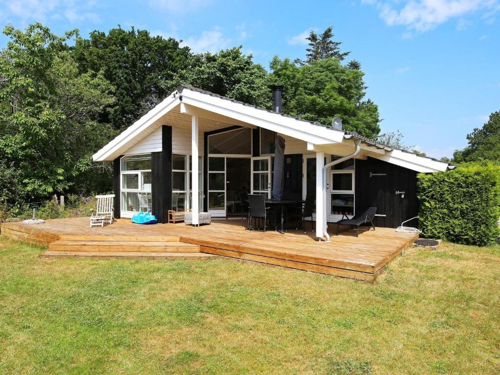 4 person holiday home in Føllenslev-By Traum