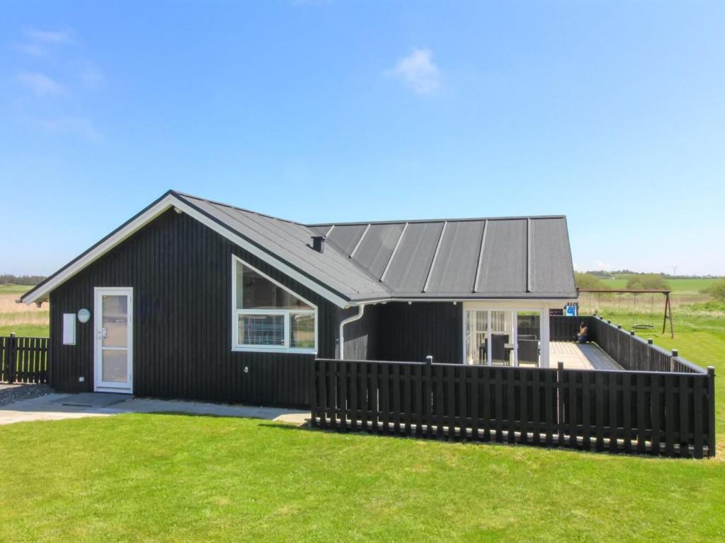 Holiday Home Mirkka - 1-5km from the sea by Interhome